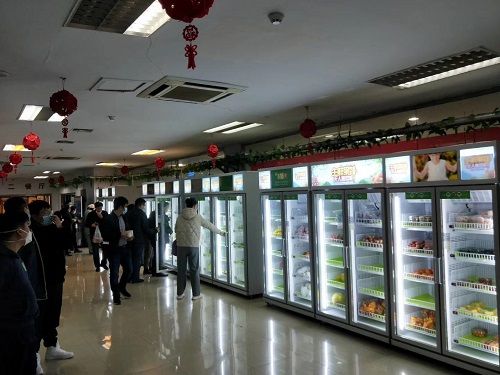 鮮為客無人果蔬機(jī)席卷一二線城市 無人零售的“新鮮革命”如何改變菜籃子